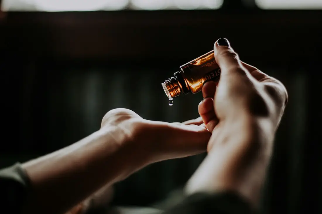 Avuca damlatılan serum