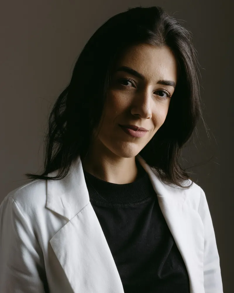Dt. Selin Aydemir portresi